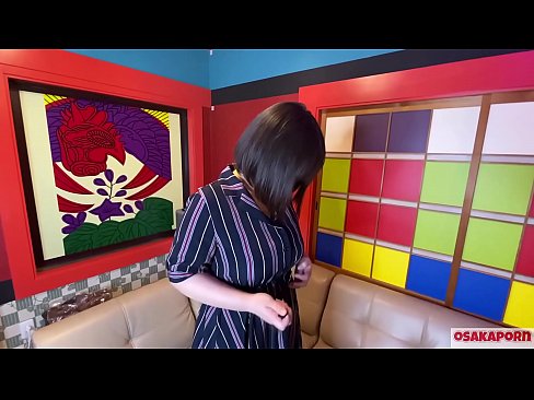 ❤️ Drăguță japoneză cu sâni mari se masturbează cu jucării sexuale și are un orgasm. Ea vorbește într-un interviu despre experiența ei de futut. Țâțe uriașe și păsărica păroasă gemând tare. Osakaporn ️❌ at us ☑